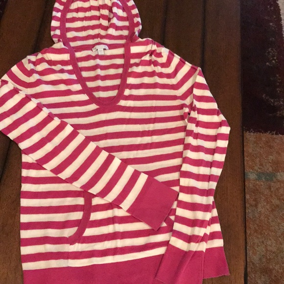 2 women’s sweaters - Picture 2 of 6